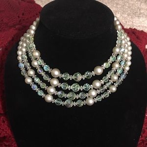 Vintage pearl necklace